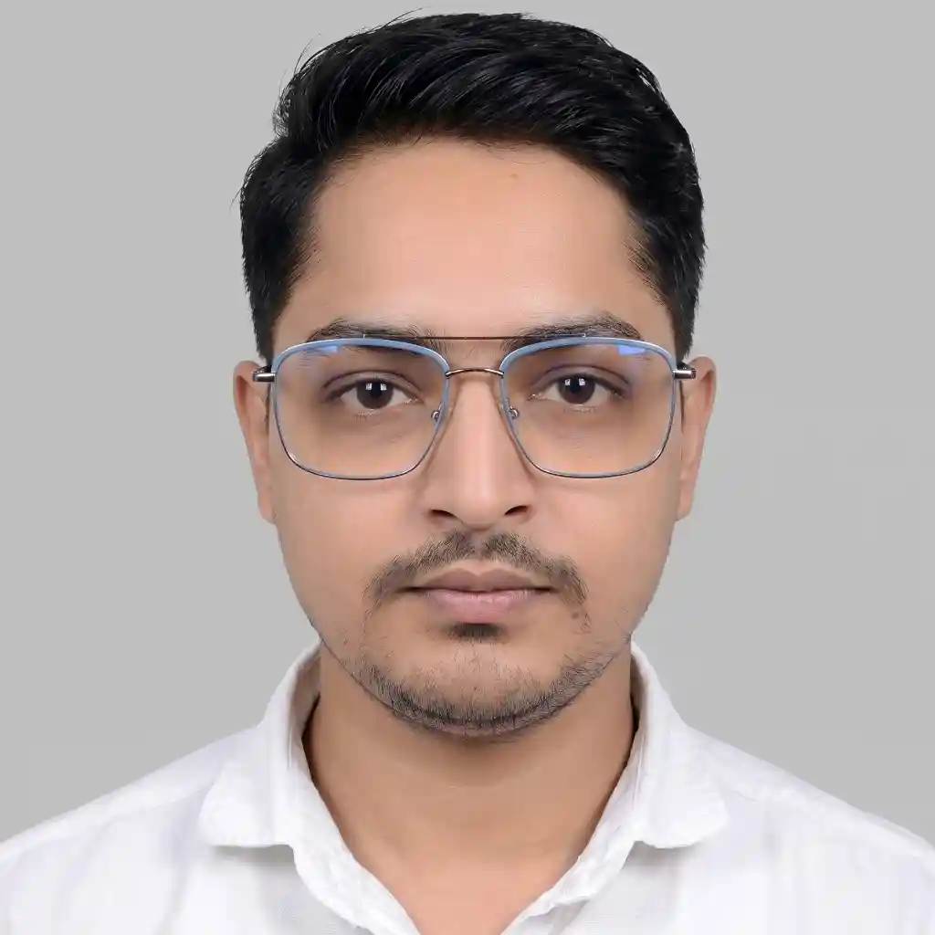 Abdullah Al Munthasir, Executive Assistant