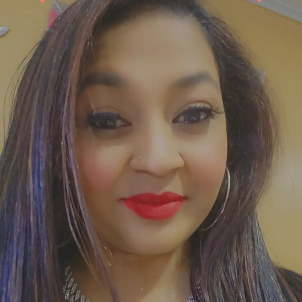 Ajantimala Persaud, Front Desk