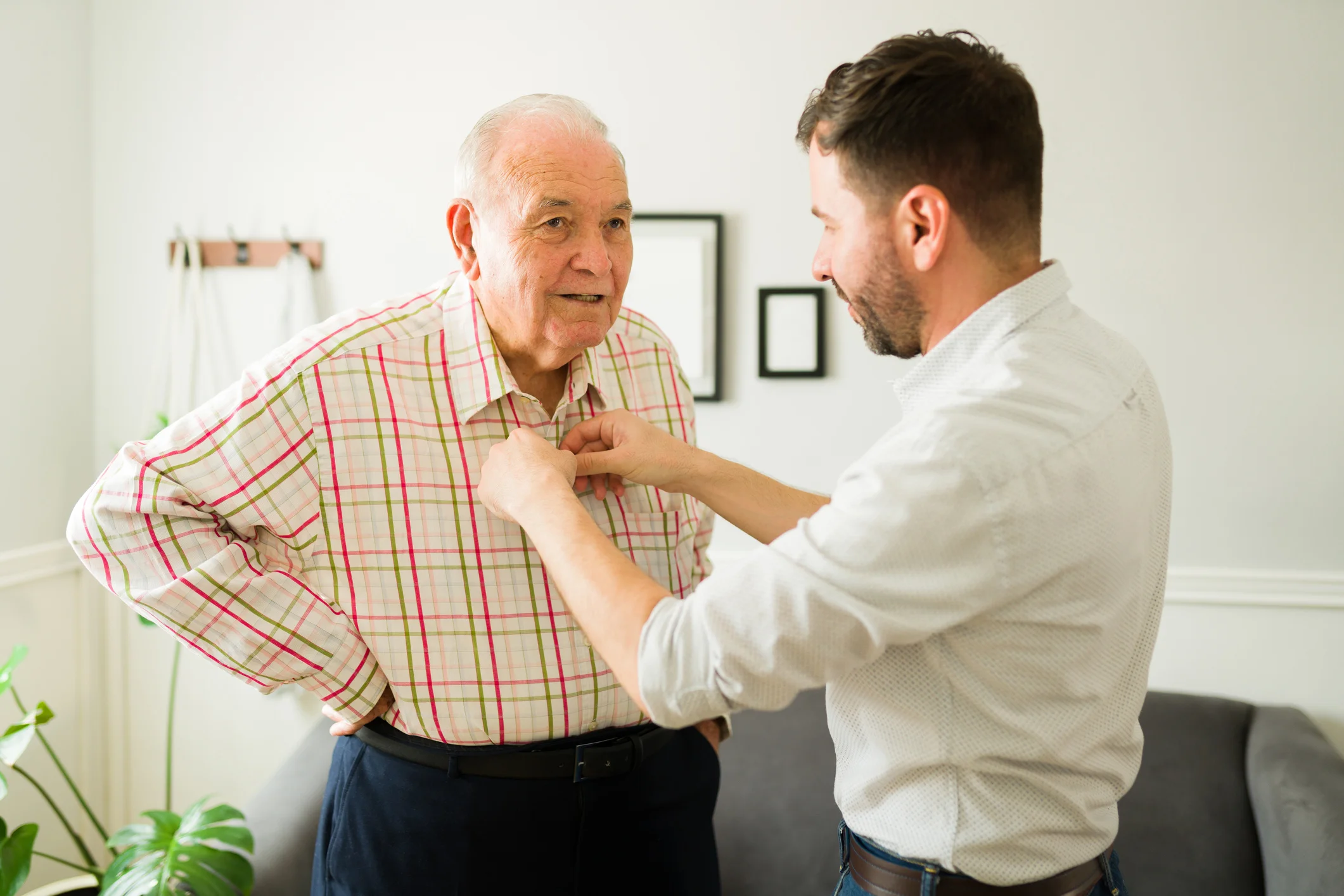 Compassionate Michigan caregiver providing Medicaid home help